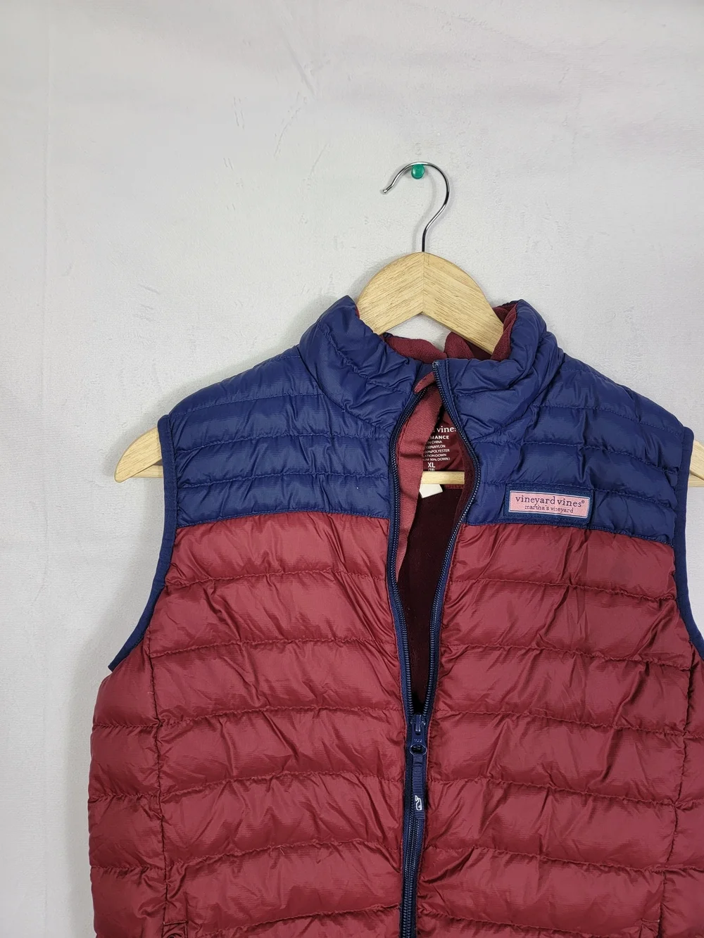 Boys XL (18) Quilted Down Vineyard Vines Vest - Burgundy & Navy